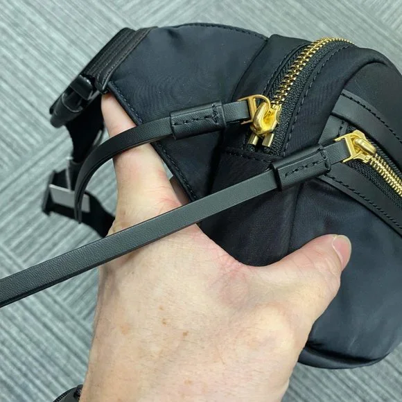 Tory Burch Women's Black Perry Leather Belt Bag - Picture 9 of 11